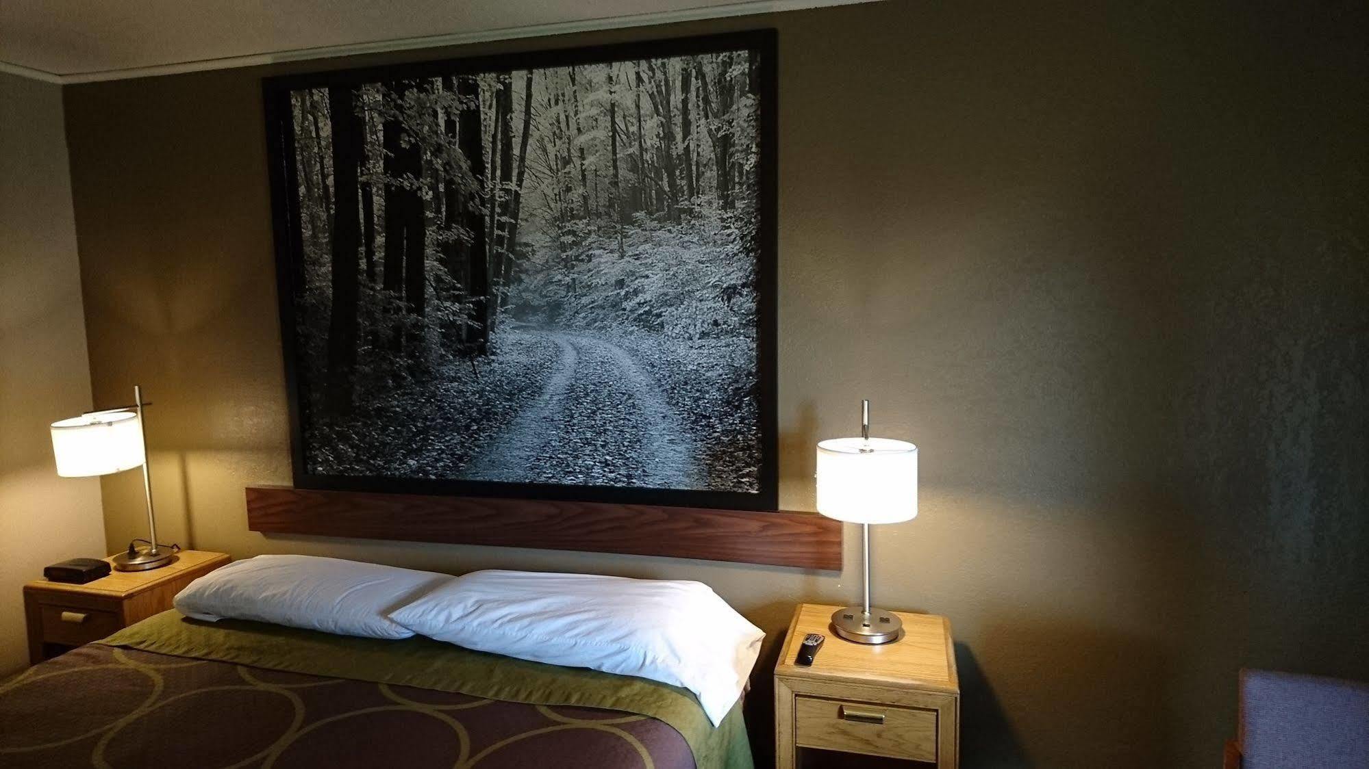 Burton Inn And Suites Eksteriør bilde